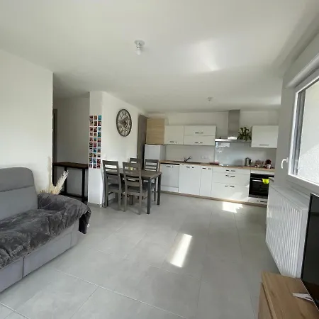 Appartement T2 Avec Parking 아파트 *